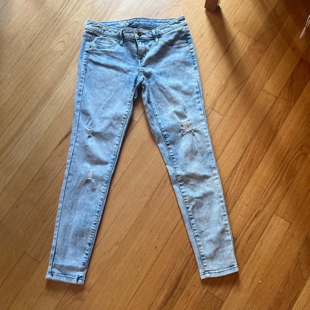 Mossimo Mid-Rise Denim Jegging size 02 whitewash
